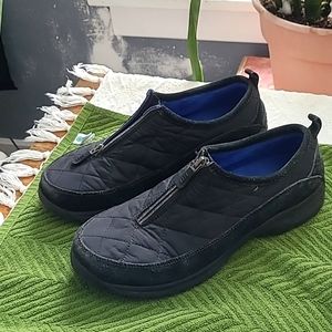 Lands' End shoes